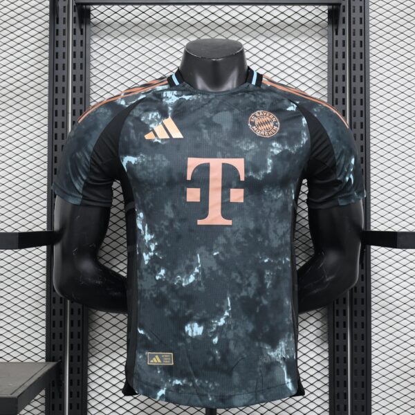 BAYERN MUNICH EXTERIEUR 2024/2025