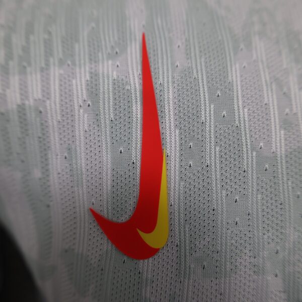LIVERPOOL THIRD 2024/2025 – Image 8