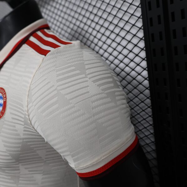 BAYERN MUNICH THRID 2024/2025 – Image 9